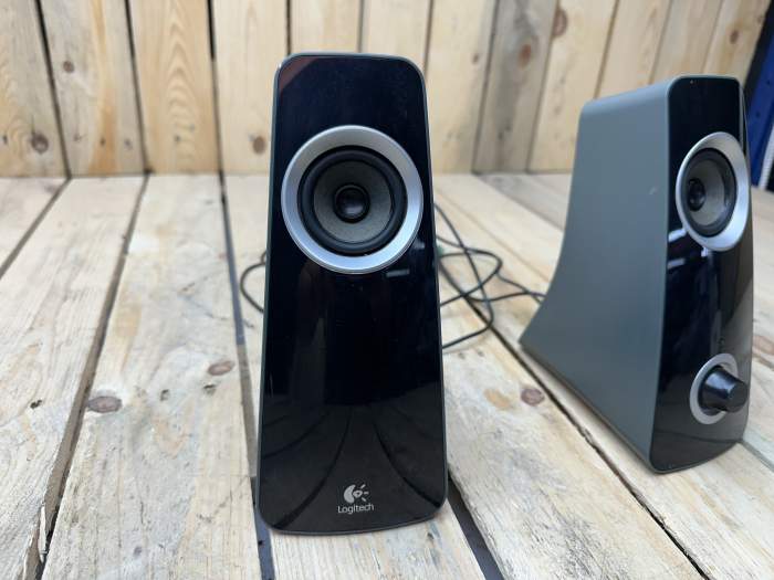 ALTAVOCES LOGITECH Z320 ESTÉREO 10W