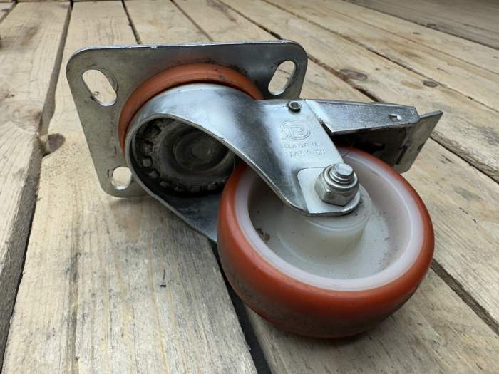 RUEDA INDUSTRIAL TELLURE RÔTA 8CM CON FRENO