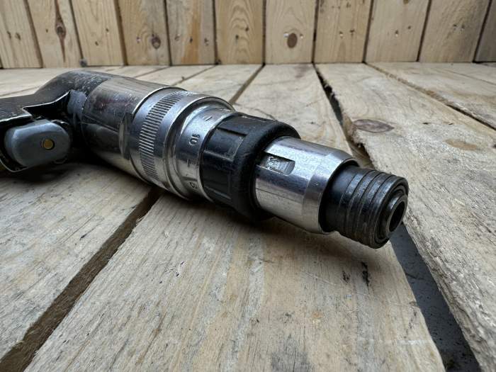 ATORNILLADOR NEUMÁTICO INDUSTRIAL PISTOLA 2