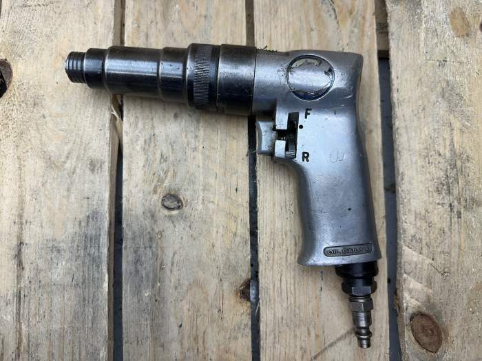 ATORNILLADOR NEUMÁTICO INDUSTRIAL PISTOLA 3