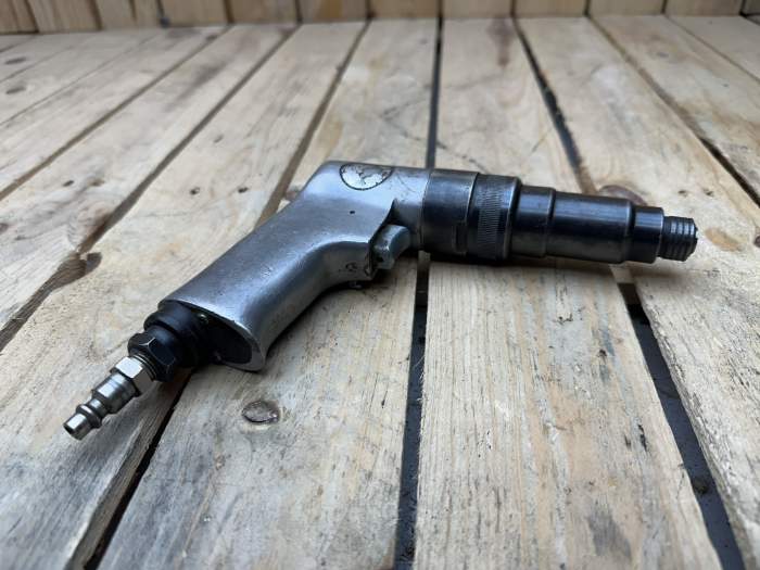 ATORNILLADOR NEUMÁTICO INDUSTRIAL PISTOLA 3