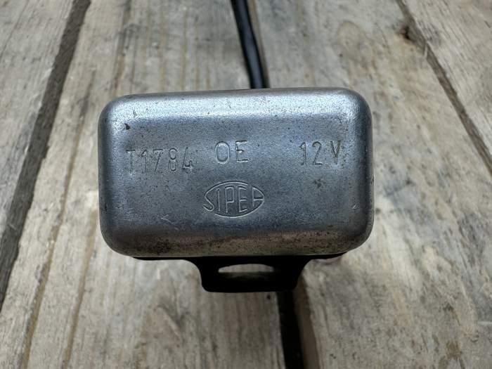 RELÉ DE ARRANQUE APRILIA FUTURA AF1