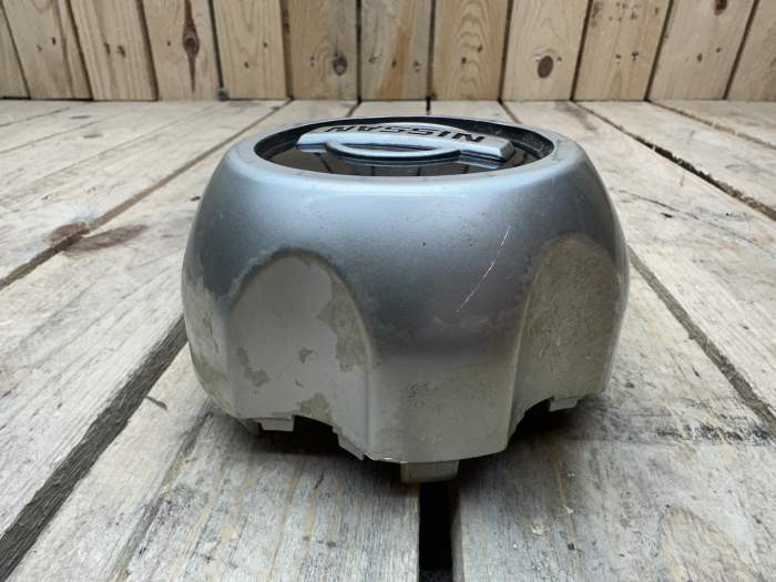 TAPACUBOS ORIGINAL NISSAN TERRANO - QrBox.es