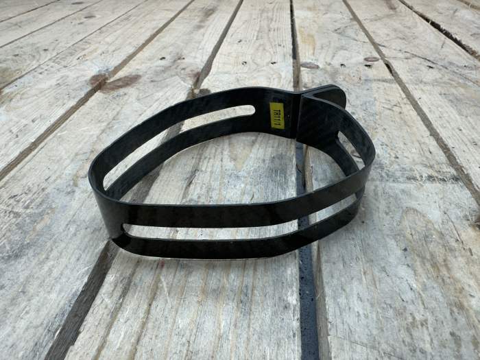 BRIDA CARBONO AKRAPOVIC TR11/1