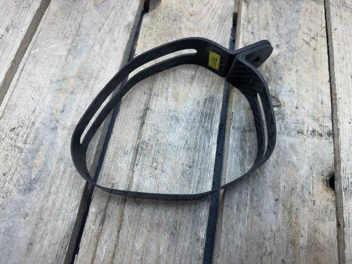 BRIDA CARBONO AKRAPOVIC TR11/1