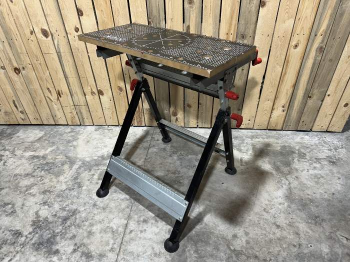MESA DE TRABAJO PLEGABLE KWB 60X60X80