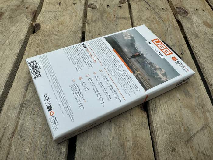 FUNDA UAG PATHFINDER IPHONE 15 PRO MAX