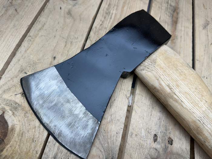 HACHA IRONSIDE 74CM