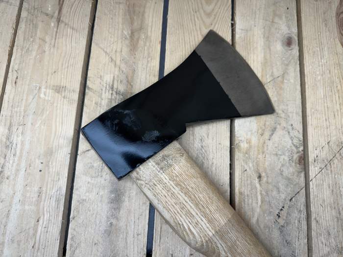 HACHA IRONSIDE 74CM
