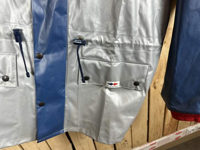 CHAQUETA T-L CHUBASQUERO GARIBALDI