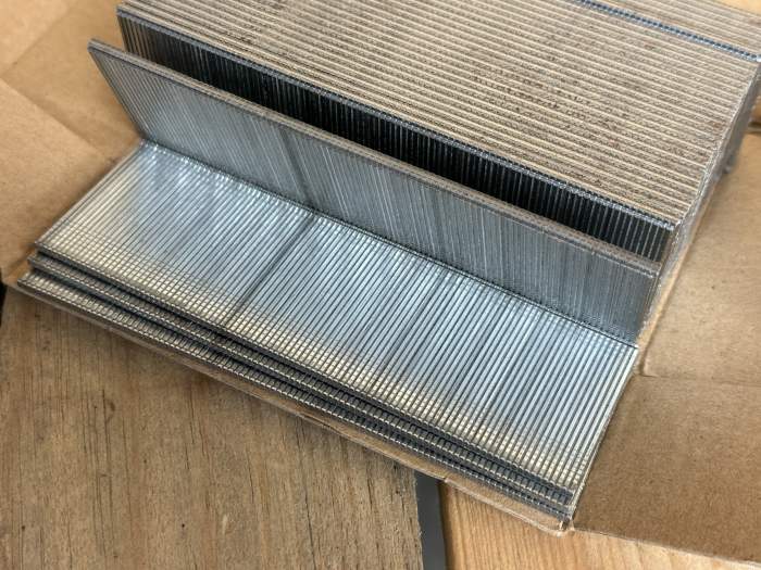 PACK 7.000 CLAVOS CABEZA REDUCIDA 40 MM