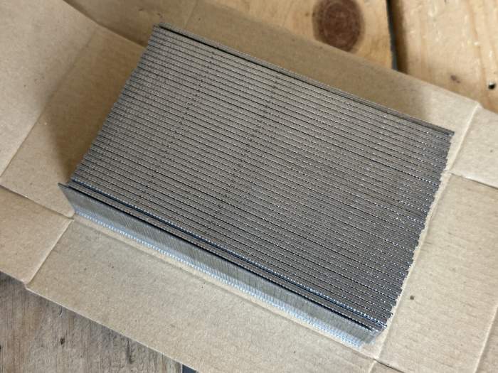 PACK 7.000 CLAVOS CABEZA REDUCIDA 30 MM