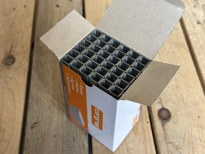 PACK 10.000 GRAPAS 80/10 GALVANIZADAS