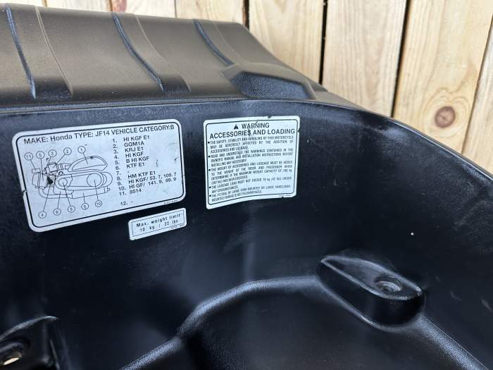 COFRE BAJO ASIENTO HONDA SH125 2005