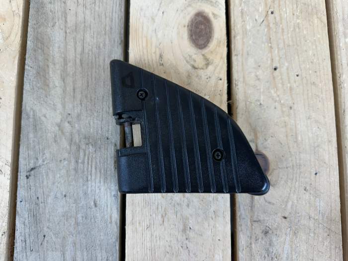 ESTRIBERA DERECHA HONDA SH125 2005