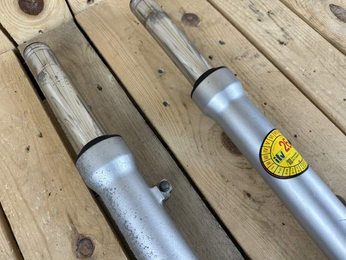 AMORTIGUADORES DELANTEROS HONDA SH125 2005