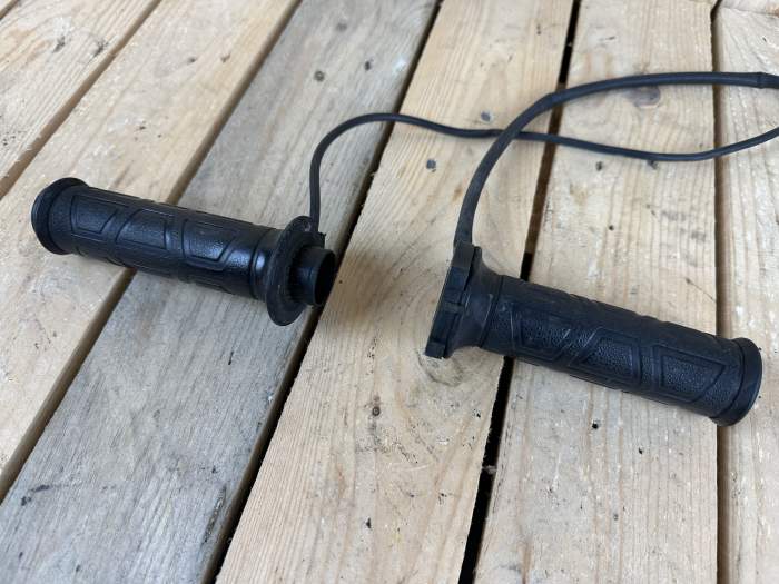 PUÑOS CALEFACTABLES HONDA SH125 2005 - QrBox.es