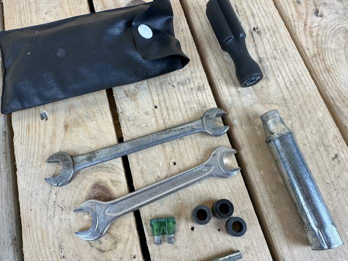 BOLSA HERRAMIENTAS HONDA SH125 2005