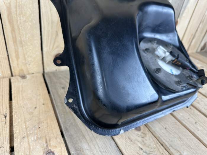DEPÓSITO DE COMBUSTIBLE HONDA SH125 2005 - QrBox.es