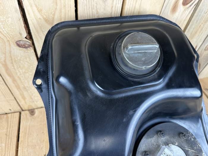 DEPÓSITO DE COMBUSTIBLE HONDA SH125 2005 - QrBox.es