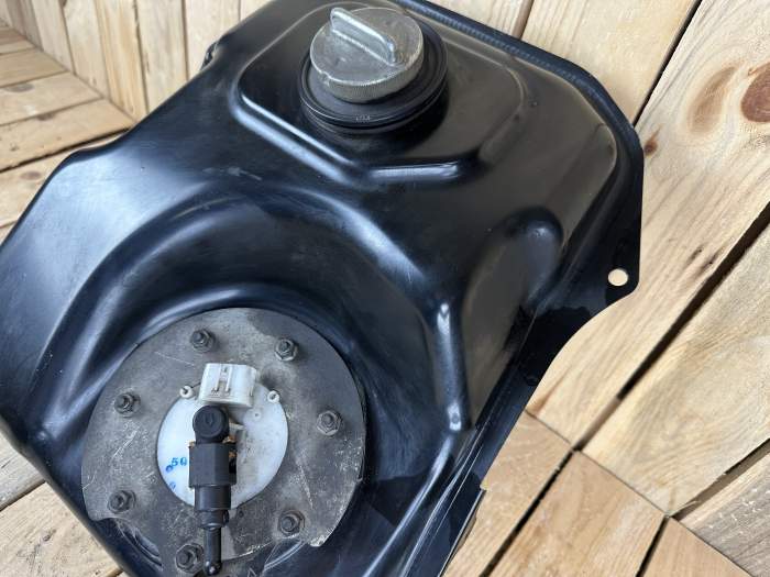 DEPÓSITO DE COMBUSTIBLE HONDA SH125 2005 - QrBox.es