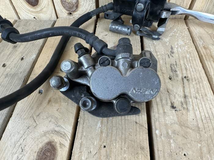 SISTEMA DE FRENADO DELANTERO HONDA SH125 2005