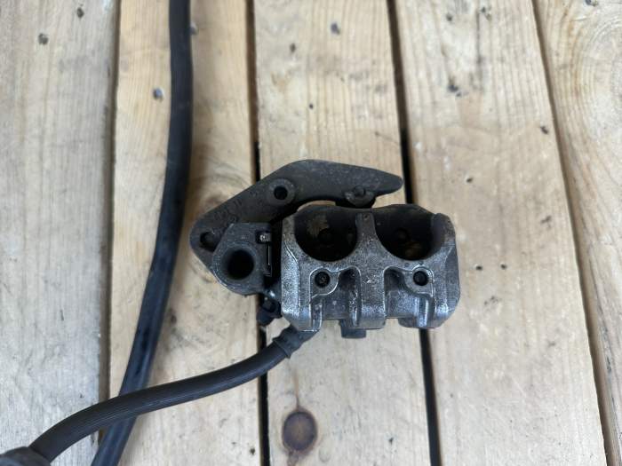 SISTEMA DE FRENADO DELANTERO HONDA SH125 2005