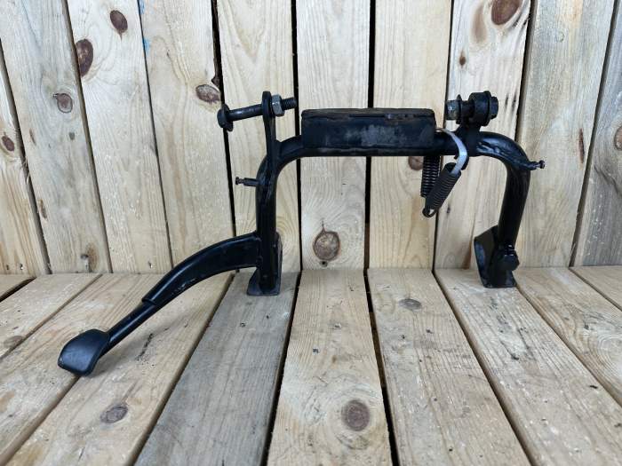 CABALLETE CENTRAL HONDA SH125 2005