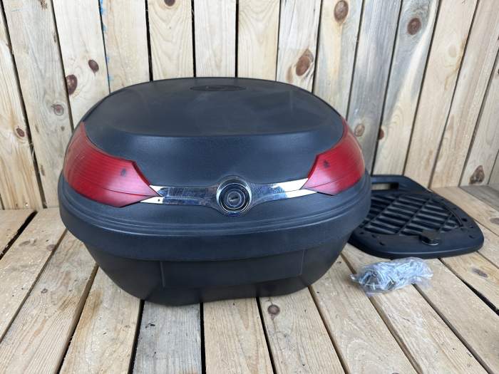 BAÚL TRASERO GIVI CON PARRILLA HONDA SH125 2005