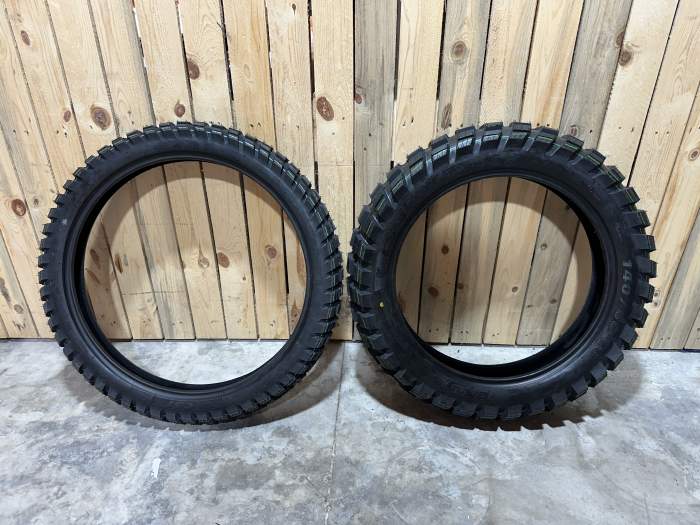 NEUMÁTICOS CST EX01 90/90-21 Y 140/80-18 NUEVOS