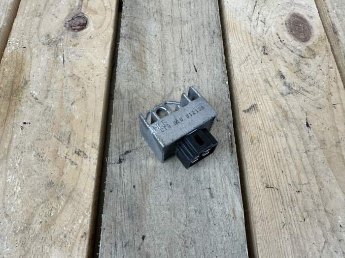 REGULADOR DE VOLTAJE SYM SYMPHONY SR125 2011