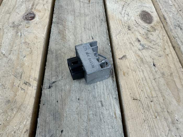 REGULADOR DE VOLTAJE SYM SYMPHONY SR125 2011