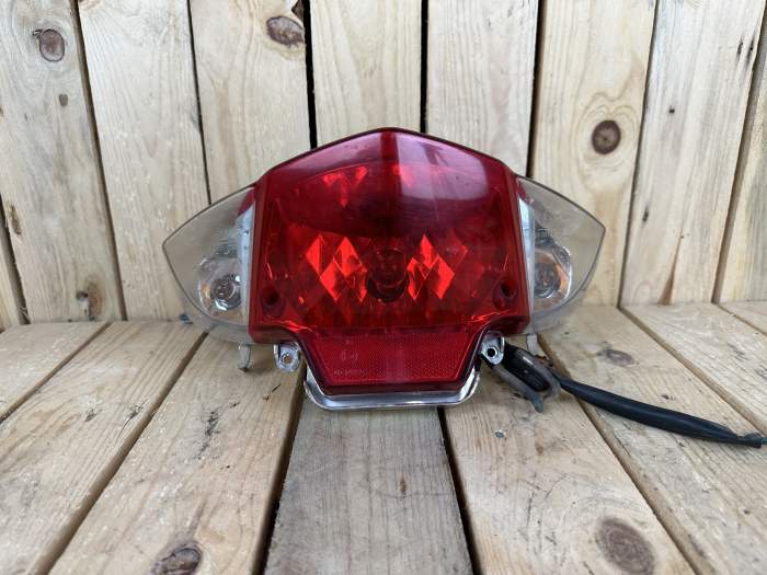 PILOTO TRASERO SYM SYMPHONY SR125 2011