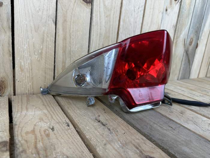 PILOTO TRASERO SYM SYMPHONY SR125 2011