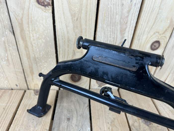 CABALLETE CENTRAL YAMAHA XMAX 125 2006