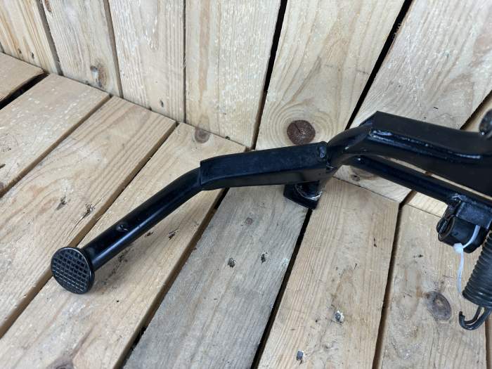 CABALLETE CENTRAL YAMAHA XMAX 125 2006