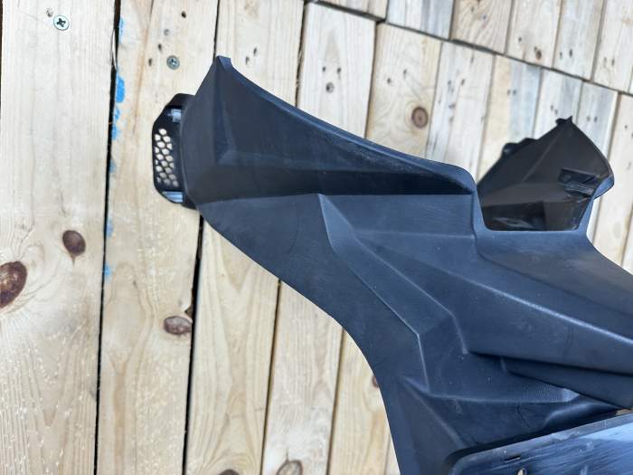 PORTAMATRICULAS CON LUZ SYM SYMPHONY SR125 2011