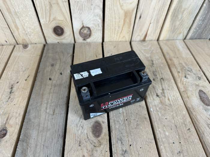BATERÍA POWER THUNDER YTX7A-BS