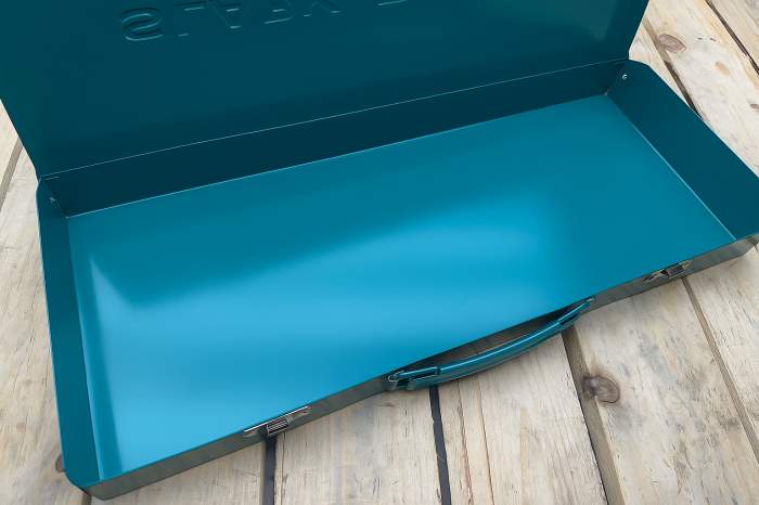 MALETÍN METÁLICO MULTIUSOS CON CIERRES