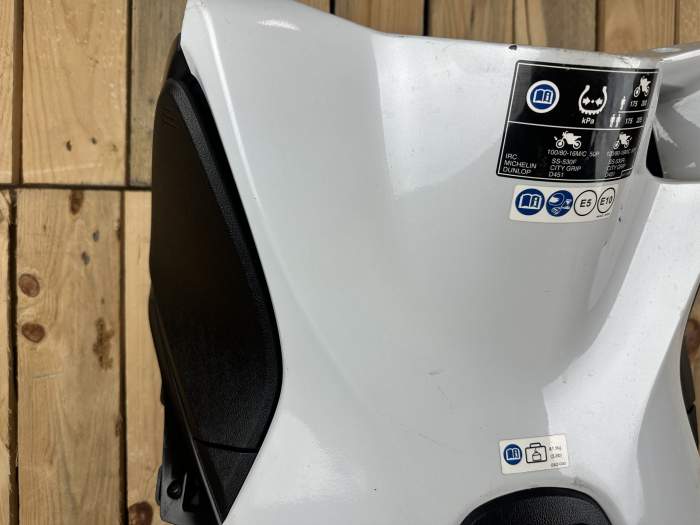 CONTRAESCUDO BLANCO/1 HONDA SH125I 2019