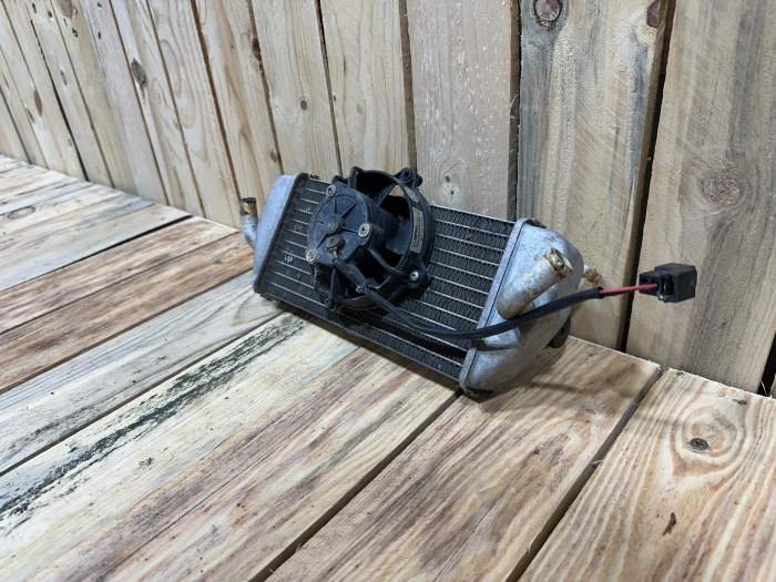 RADIADOR YAMAHA XMAX 125 2006 - QrBox.es