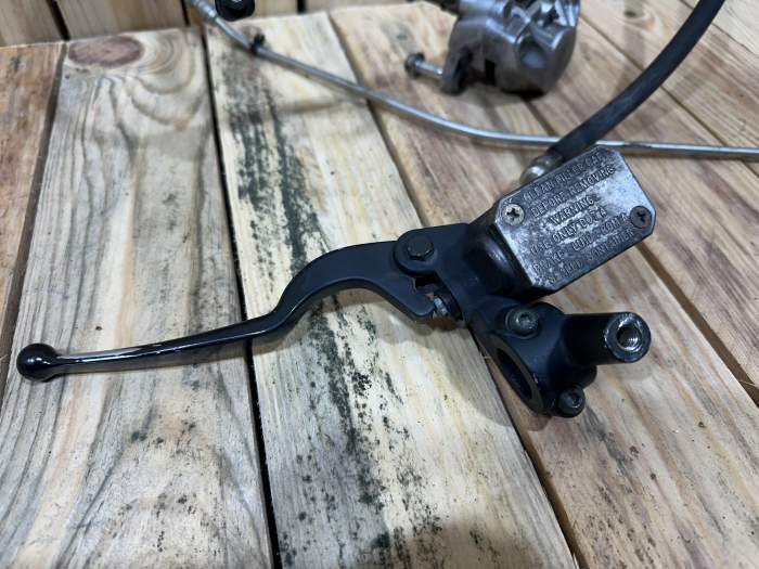 SISTEMA DE FRENADO TRASERO YAMAHA XMAX 125 2006