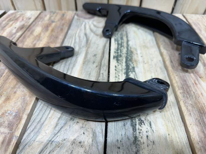 AGARRADERAS TRASERAS YAMAHA XMAX 125 2006