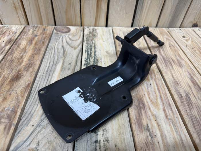 BISAGRA ASIENTO YAMAHA XMAX 125 2006