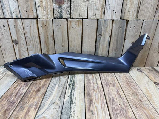 TAPA LATERAL DERECHA YAMAHA XMAX 125 2006