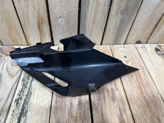 TAPA IZQUIERDA YAMAHA XMAX 125 2006