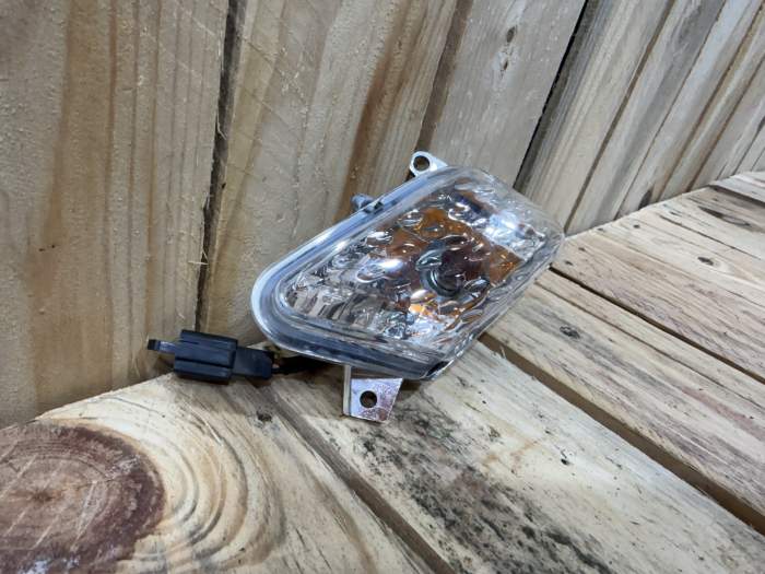 INTERMITENTE DEL. IZQ. YAMAHA XMAX 125 2006