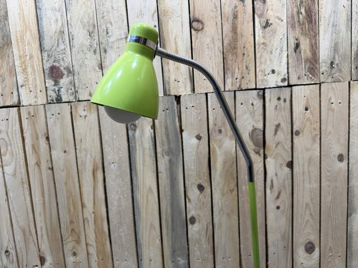 LAMPARA DE PIE VERDE 140CM