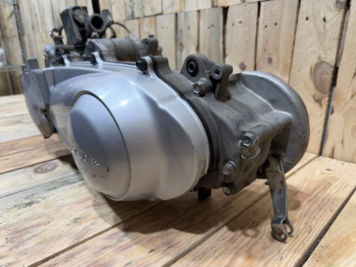 MOTOR COMPLETO HONDA SH125 2008 - QrBox.es