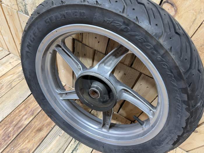 RUEDA TRASERA COMPLETA SH125 2008